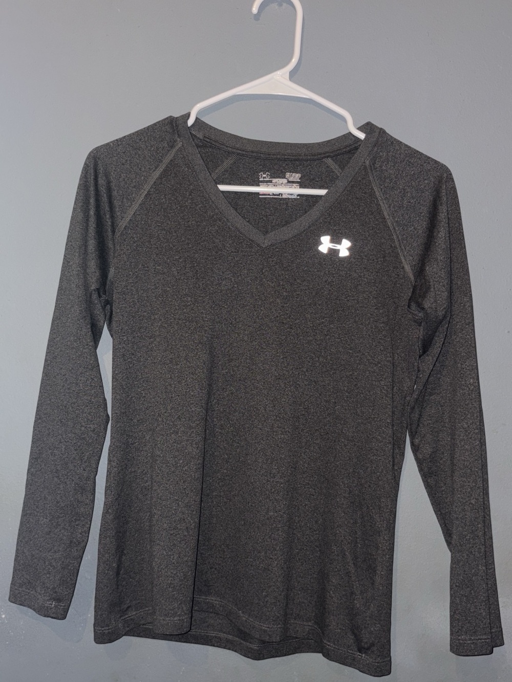 Under Armour long sleeve shirt